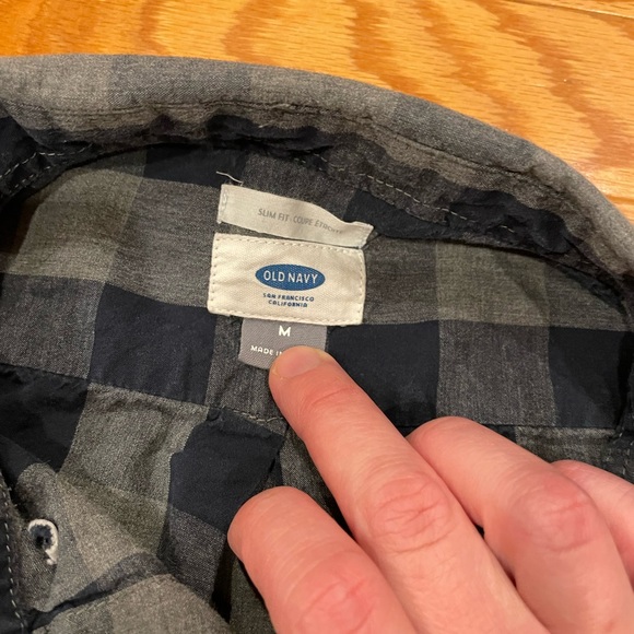 Gap Checked Shirt - Picture 2 of 2